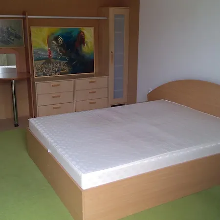 Banska Bystrica, Bakossova 22 Апартаменты *