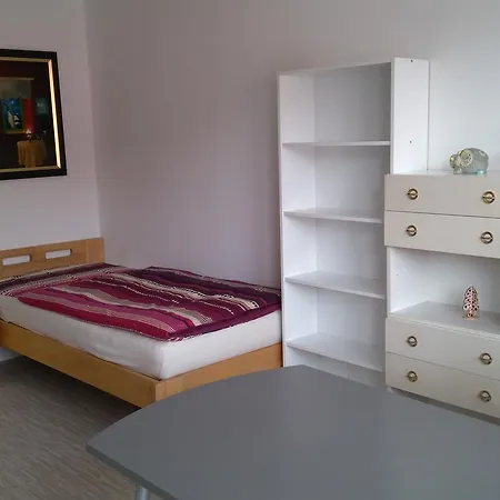 Banska Bystrica, Bakossova 22 * Банска-Бистрица