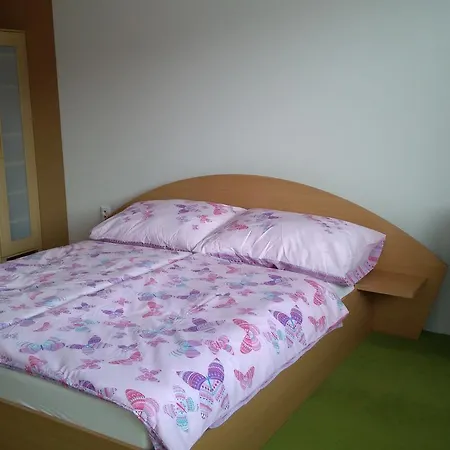 Banska Bystrica, Bakossova 22 Апартаменты
